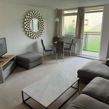 3 Bedroom Tranquil Ground Floor Flat In Merchiston Edinburgh Exterior photo